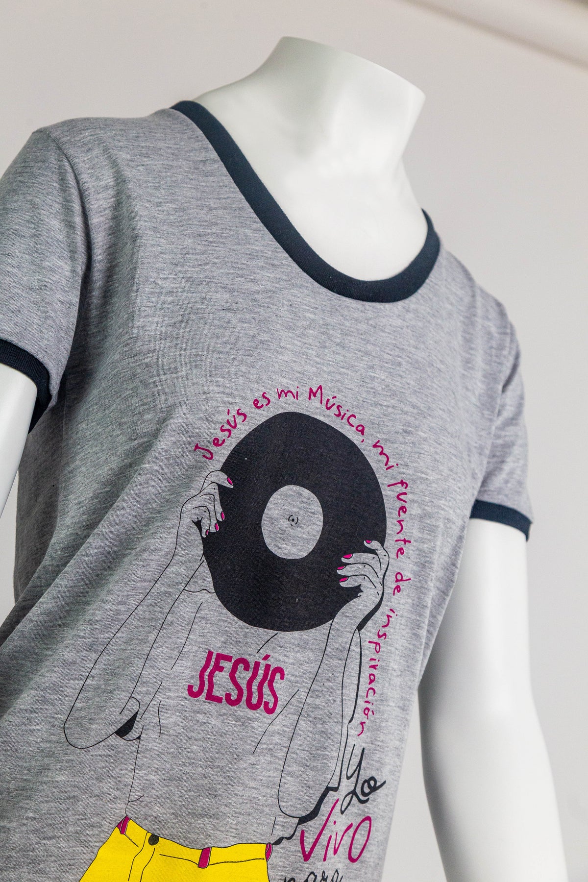 T-shirt Jesús es mi Música, mi fuente de inspiración | yo vivo para adorarlo – foto 2